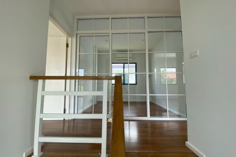 Maison à Lat Krabang, Bangkok, Thaïlande 4 chambres № 173235 - photo 23