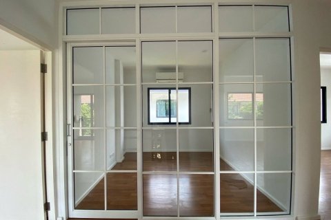 Maison à Lat Krabang, Bangkok, Thaïlande 4 chambres № 173235 - photo 22