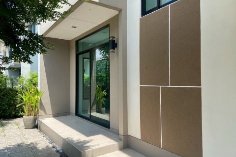 Maison à Lat Krabang, Bangkok, Thaïlande 4 chambres № 173235 - photo 12