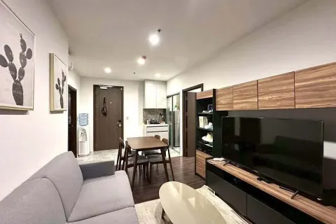 Condo à Phra Khanong, Bangkok, Thaïlande, 2 chambres  № 163221 - photo 2