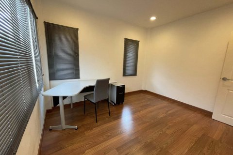 Дом в Самутпракане, Таиланд с 3 спальнями  № 163220 - фото 4