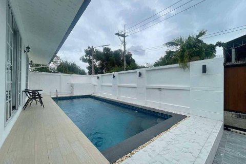 Villa in Pattaya, Thailand 2 bedrooms № 163219 - photo 4