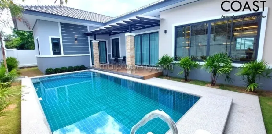 Casa de 3 dormitorios en Pattaya, Tailandia № 213340