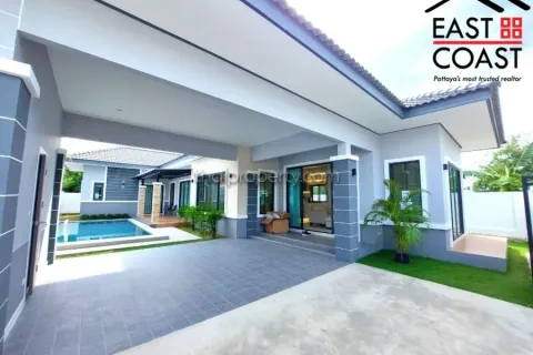 Casa de 3 dormitorios en Pattaya, Tailandia № 213340 - foto 4