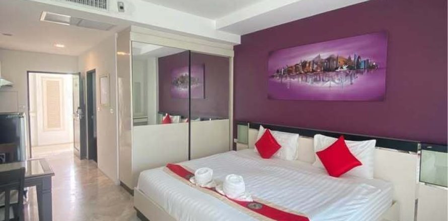 Studio in the Condo in Phuket, Thailand  № 152695