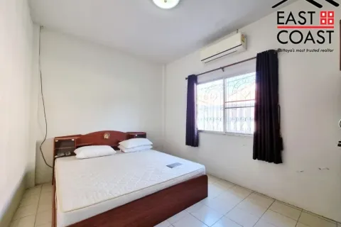 Casa de 2 dormitorios en Pattaya, Tailandia № 213804 - foto 11