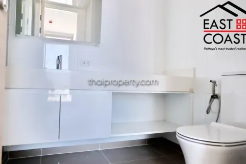 Condominio de 2 dormitorios en Pattaya, Tailandia № 213805 - foto 12