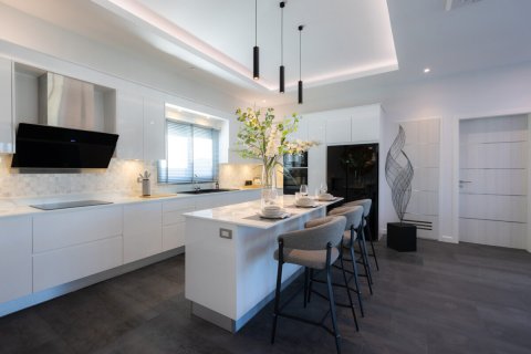 Villa in Hua Hin, Thailand 3 Schlafzimmer № 221798 - Foto 15