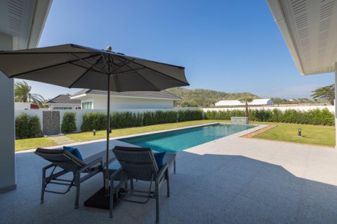 Villa in Hua Hin, Thailand 3 Schlafzimmer № 221798 - Foto 3