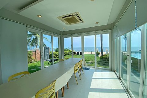 Villa in Cha-am, Thailand 4 Schlafzimmer № 221799 - Foto 12