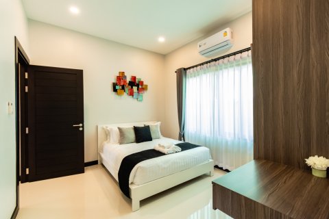 Villa in Hua Hin, Thailand 3 Schlafzimmer № 221793 - Foto 28