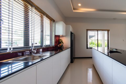 Villa in Hua Hin, Thailand 3 Schlafzimmer № 221793 - Foto 14