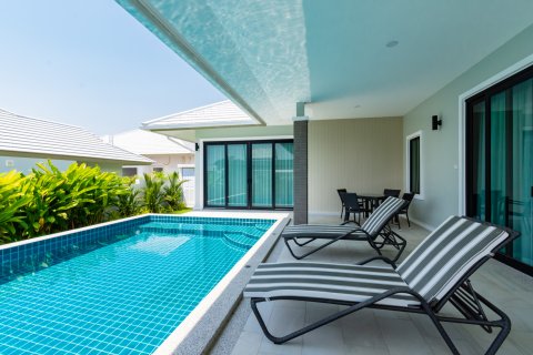 Villa in Hua Hin, Thailand 3 Schlafzimmer № 221793 - Foto 2