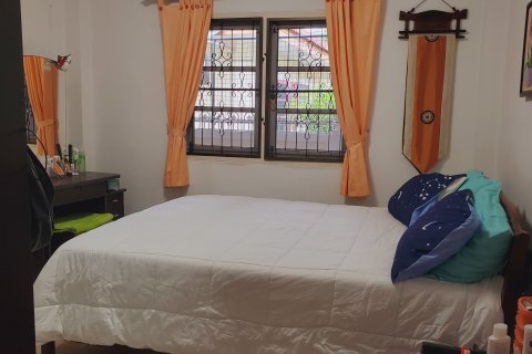 House in Phuket, Thailand 3 bedrooms № 135599 - photo 8