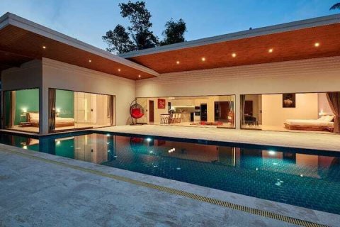 House in Ko Samui, Thailand 4 bedrooms № 138854 - photo 2