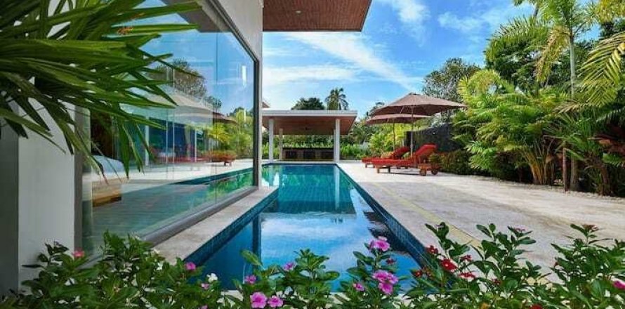 House in Ko Samui, Thailand 4 bedrooms № 138854