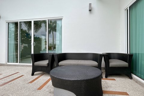 Villa in Hua Hin, Thailand 3 bedrooms № 168561 - photo 5