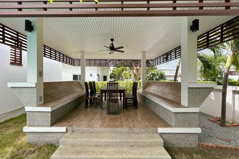 Villa in Hua Hin, Thailand 3 bedrooms № 168561 - photo 9