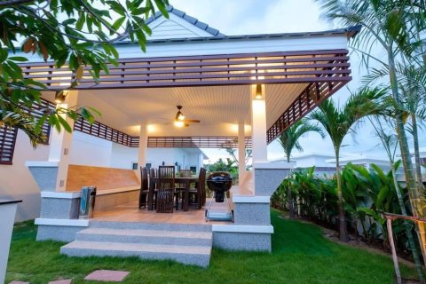 Villa in Hua Hin, Thailand 3 bedrooms № 168561 - photo 11