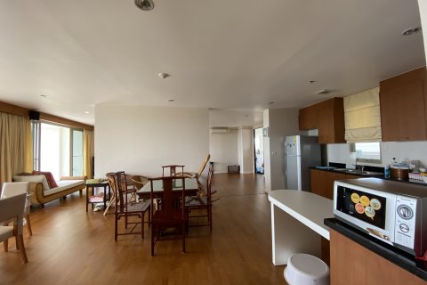 Кондоминиум с 4 спальнями в Хуа Хине, Таиланд № 168564 - фото 13