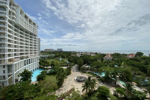 Кондоминиум с 4 спальнями в Хуа Хине, Таиланд № 168564