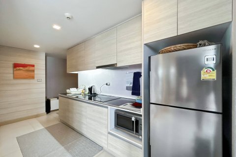 Condo in Hua Hin, Thailand, 2 bedrooms  № 168566 - photo 13