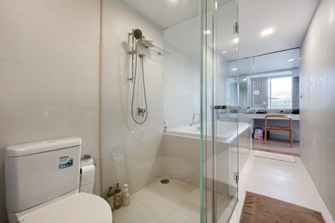 Condo in Hua Hin, Thailand, 2 bedrooms  № 168566 - photo 22