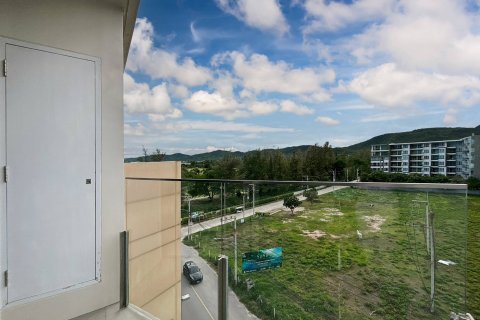 Condo in Hua Hin, Thailand, 2 bedrooms  № 168566 - photo 2