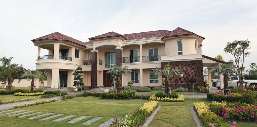 Villa in Cha-am, Thailand 7 bedrooms № 168567