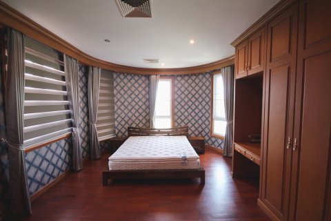 Villa in Cha-am, Thailand 7 bedrooms № 168567 - photo 18