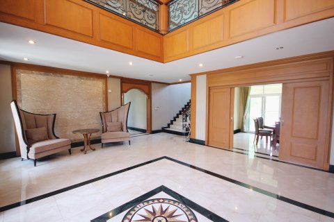 Villa in Cha-am, Thailand 7 bedrooms № 168567 - photo 7