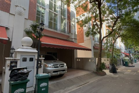 Townhouse à Watthana, Bangkok, Thaïlande 5 chambres № 201022 - photo 23