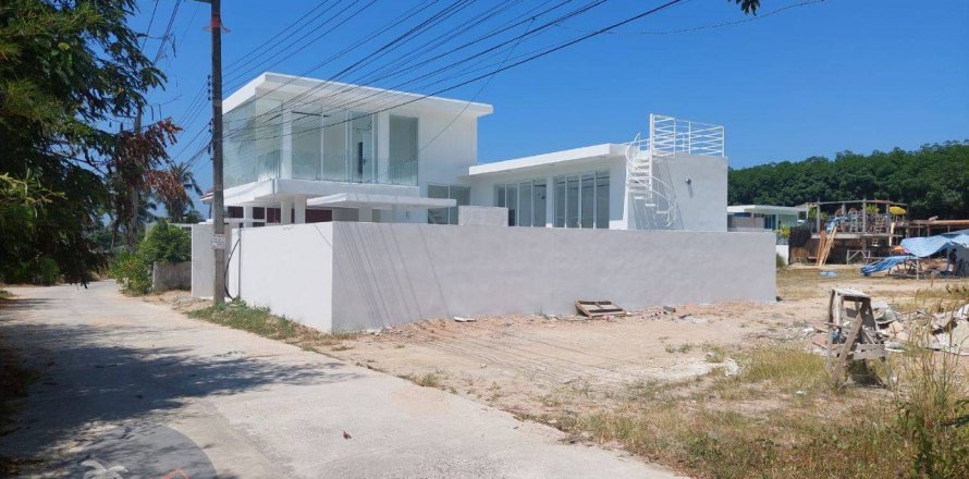 Villa in Ko Samui, Thailand 3 bedrooms № 180056