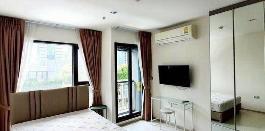 Студия в кондо в Клонг Тоэй, Бангкок, Таиланд № 136196