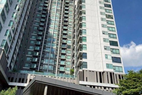 Студия в кондо в Клонг Тоэй, Бангкок, Таиланд № 136196 - фото 5