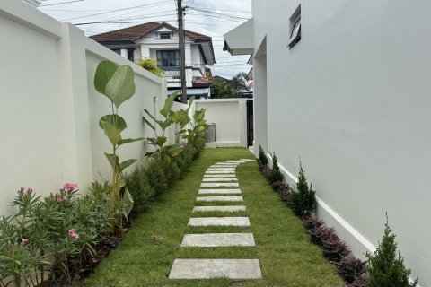 House in Phuket, Thailand 3 bedrooms № 136190 - photo 5