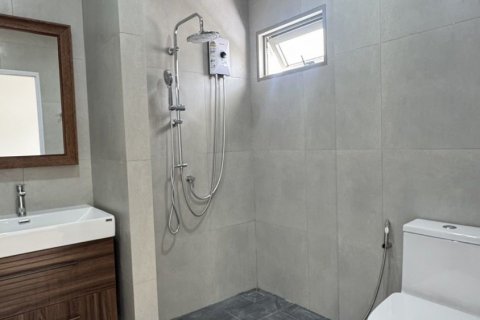 House in Phuket, Thailand 3 bedrooms № 136190 - photo 12