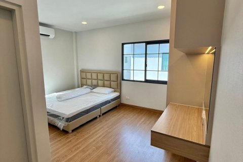 Дом в Банг Каео, Таиланд с 4 спальнями № 164199 - фото 4