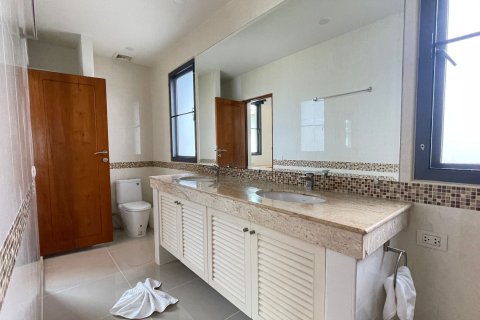Villa in Phuket, Thailand 2 bedrooms № 164197 - photo 10