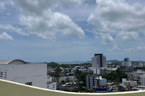 Condo in Phuket, Thailand, 2 bedrooms  № 136788 - photo 1