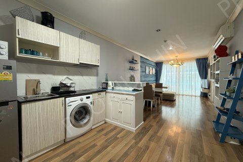 Apartment in Hua Hin, Thailand 2 bedrooms № 194815 - photo 2