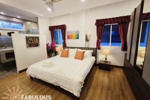 Villa in Kathu, Thailand 4 bedrooms № 179338 - photo 3
