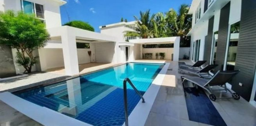 Villa sur Jomtien Beach, Pattaya, Thaïlande 5 chambres № 194279