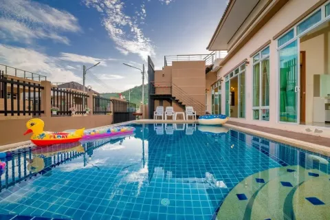 Вилла в Хуа Хине, Таиланд с 3 спальнями  № 137204 - фото 1