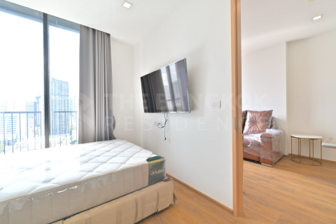Condo in Bangkok, Thailand, 2 bedrooms  № 185130