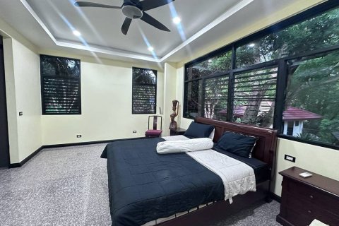 Villa in Pattaya, Thailand 4 Schlafzimmer № 220572 - Foto 11
