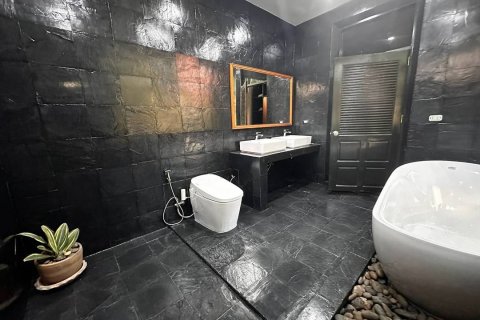 Villa in Pattaya, Thailand 4 Schlafzimmer № 220572 - Foto 12