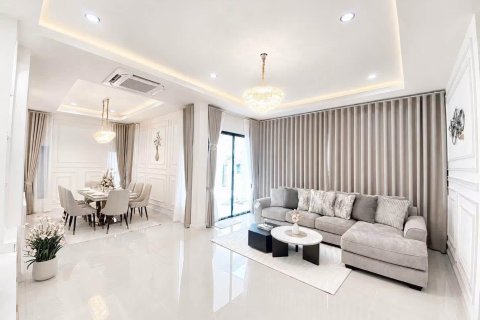 Villa in Pattaya, Thailand 3 Schlafzimmer № 220574 - Foto 7