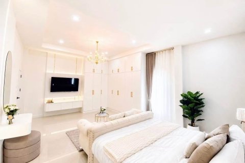 Villa in Pattaya, Thailand 3 Schlafzimmer № 220574 - Foto 18