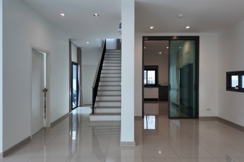 Villa in Pattaya, Thailand 4 Schlafzimmer № 220573 - Foto 7